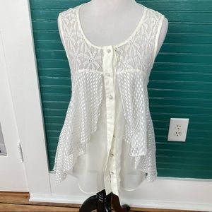 Boutique sleeveless blouse